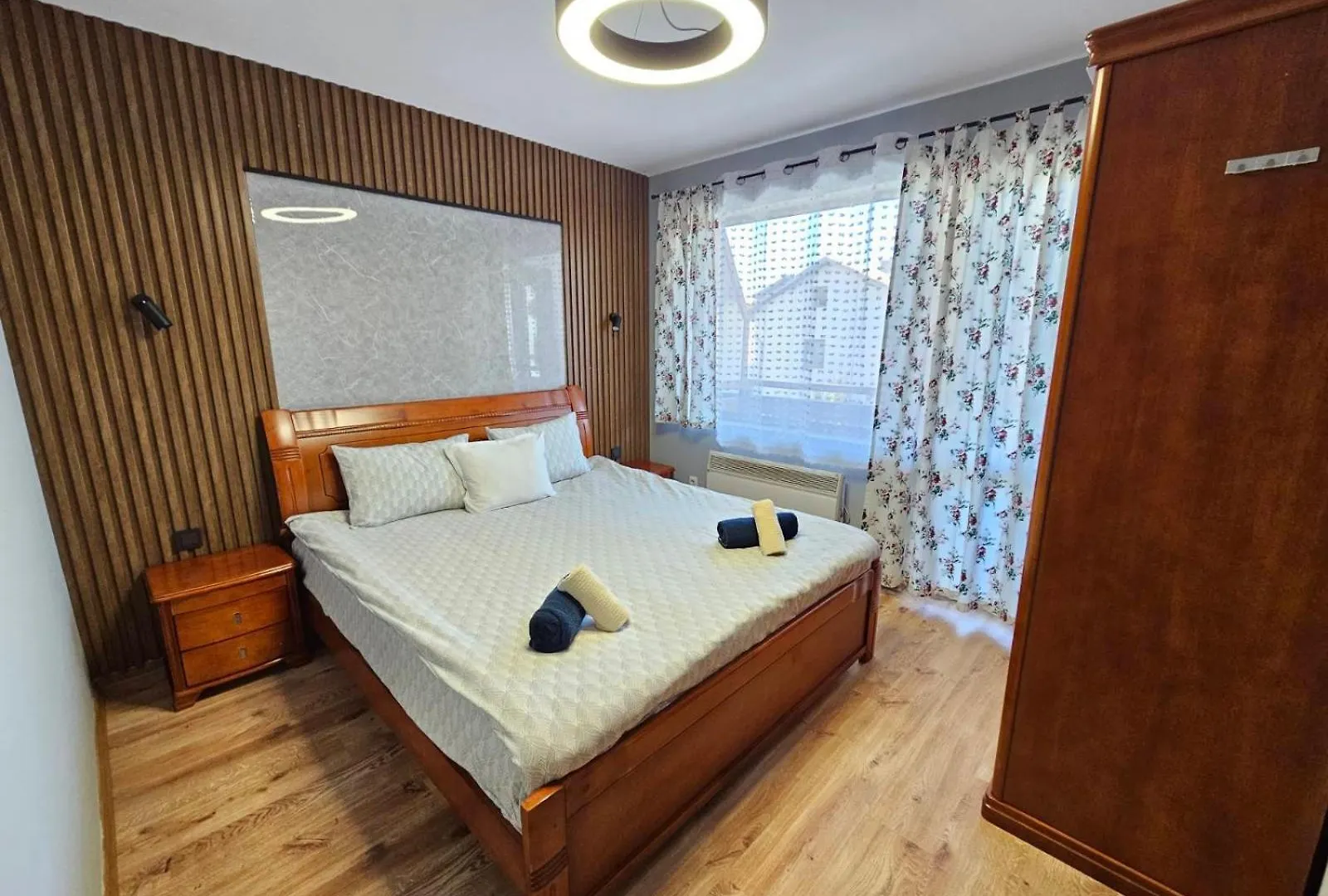 Prime Apartments contacts